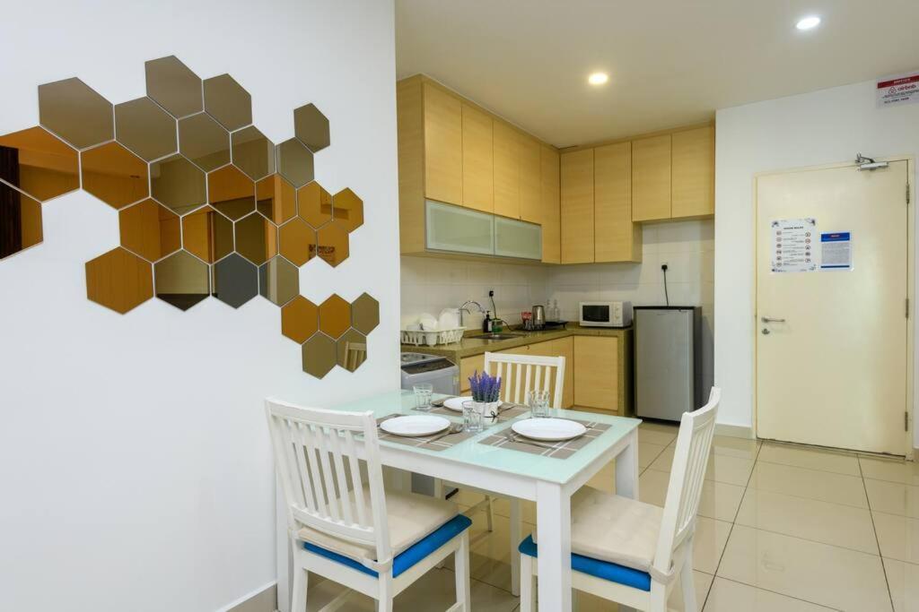Apartmán 2R1B/Seaview Tropical /1~8Pax/Gurney Mansion One George Town Exteriér fotografie